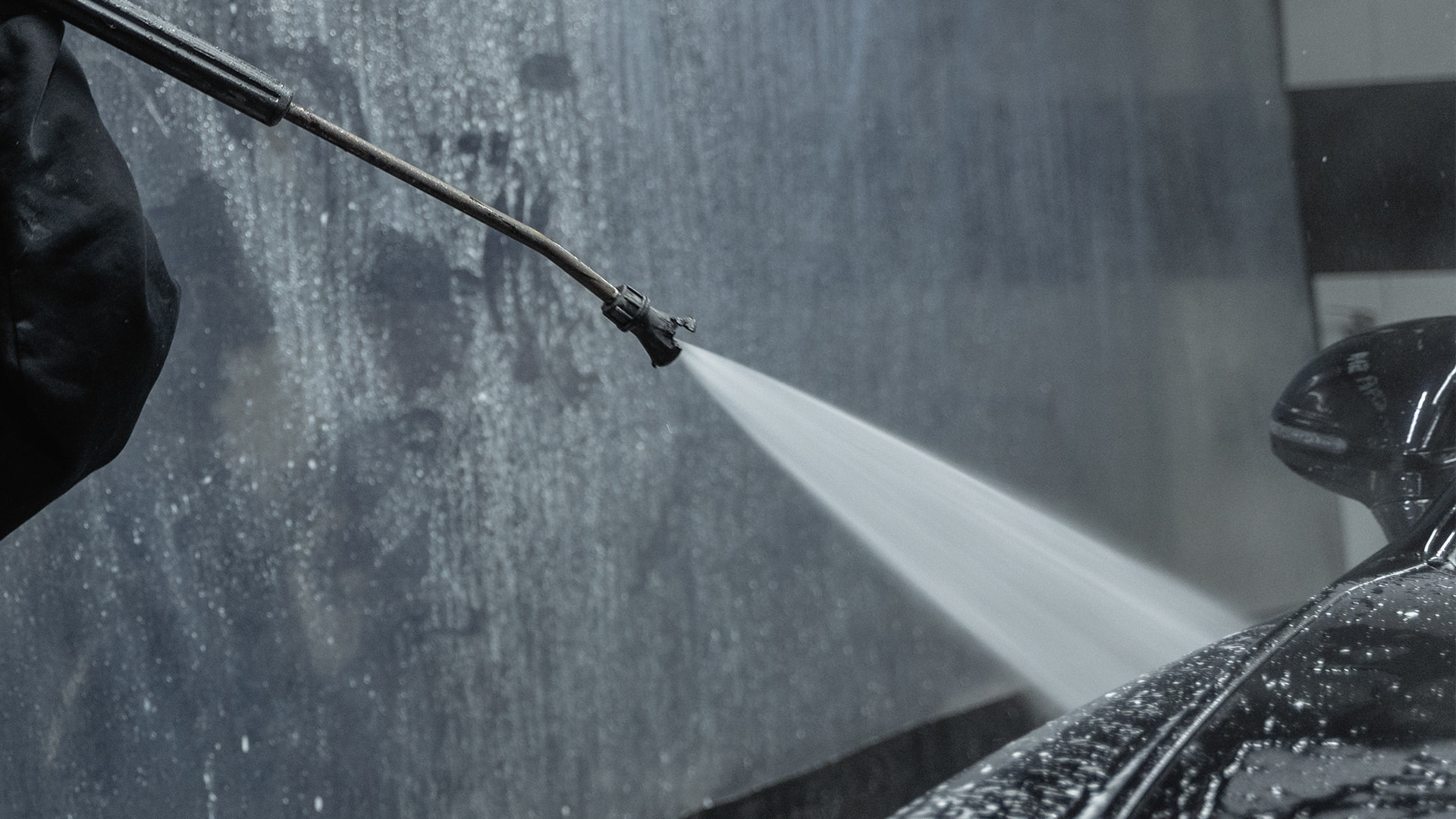 Our pressure cleaning service goes beyond mere aesthetics. It's a matter of health and safety, eliminating stubborn dirt, grime, and potential slip hazards, such as moss and algae, particularly on block paving and other high-traffic outdoor surfaces. As London's reliable cleaning partner, we ensure your commercial spaces remain not just visibly clean, but truly hygienic.